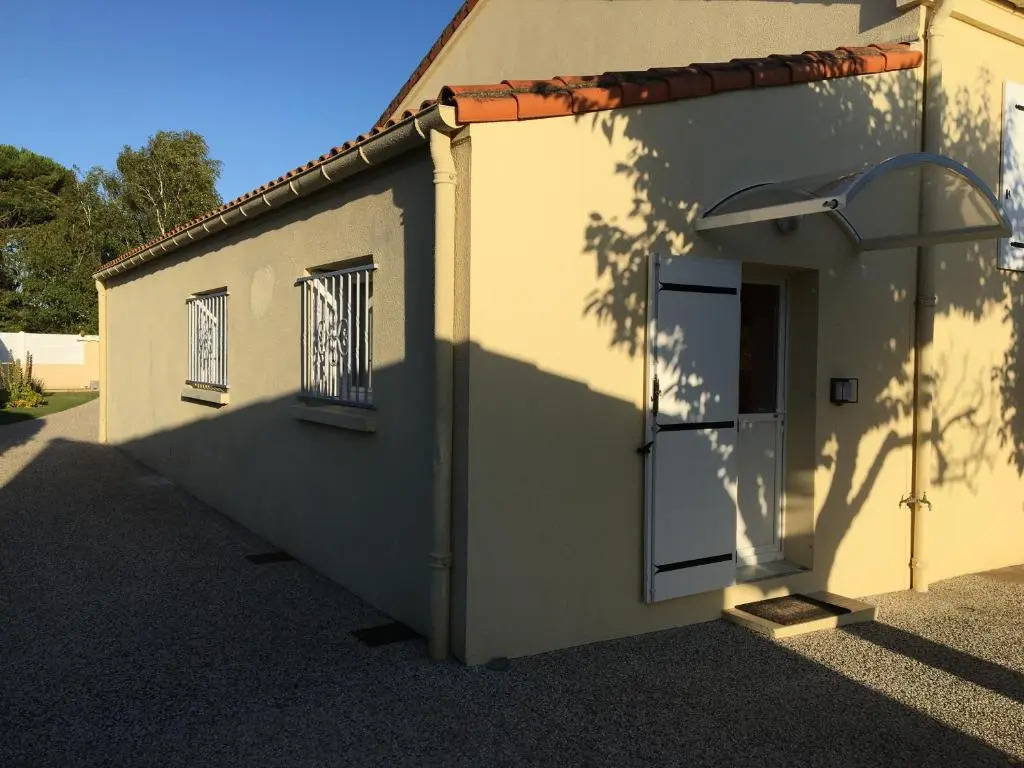 Appartement Indépendant 80M² Dans Villa
