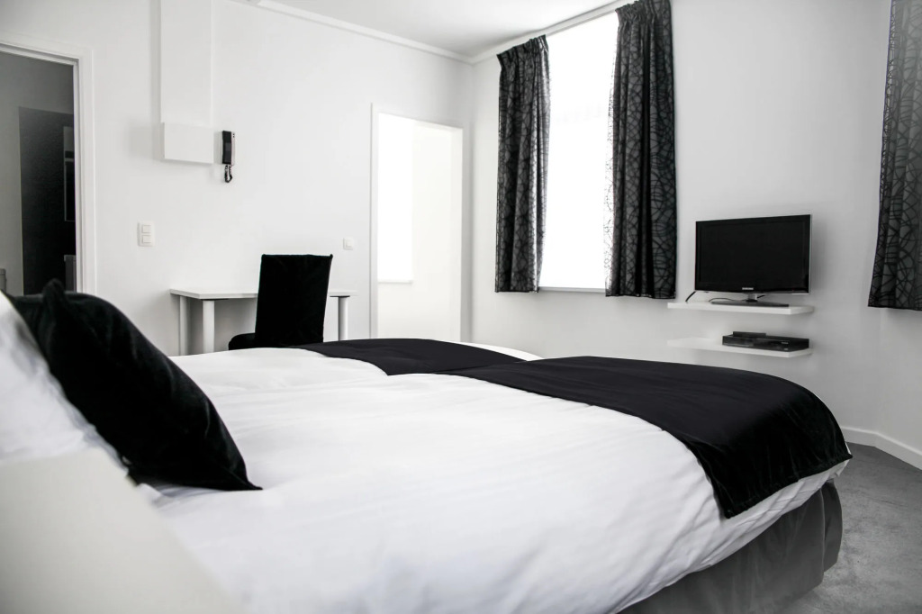 Tracotel