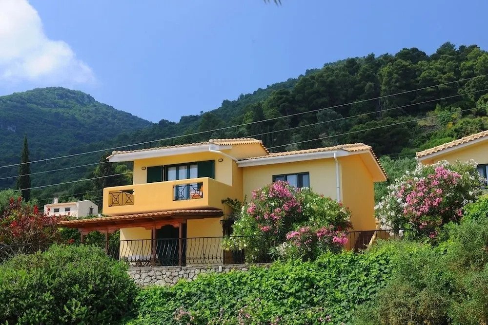 Villa Flisvos
