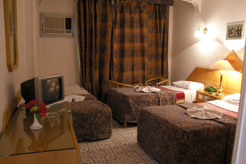 Karnak Hotel Luxor