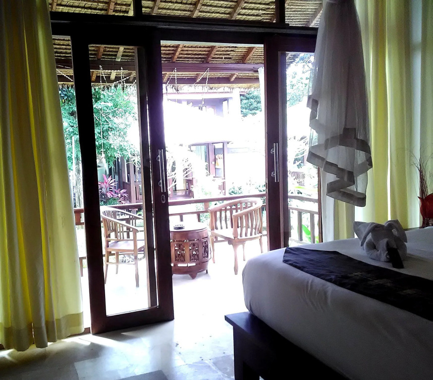 Astawa House