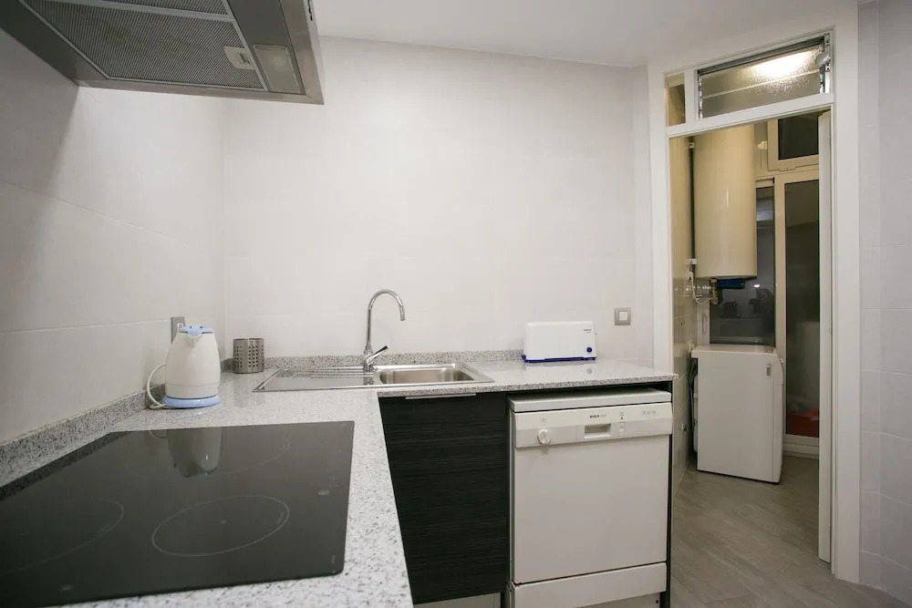 Apartment With Large And Private Terrace