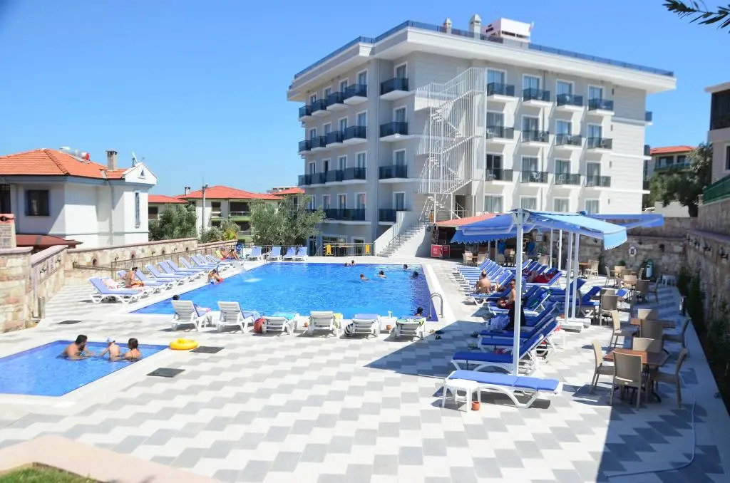 Elisa Hotel