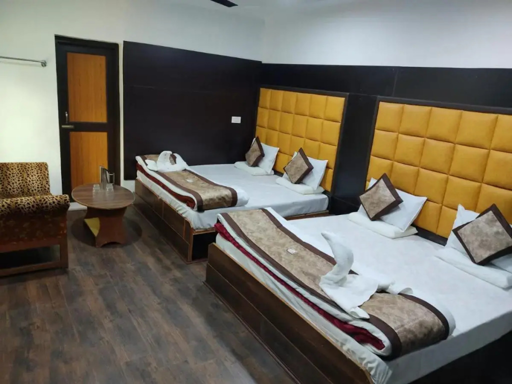 Hotel Silver Inn Srinagar