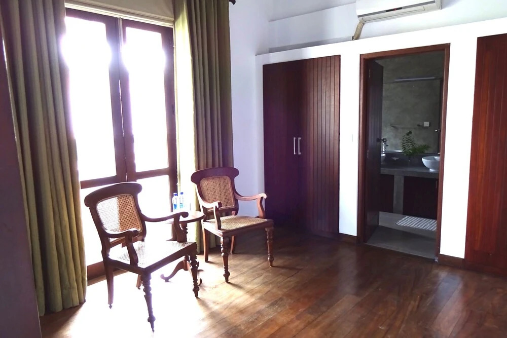 Hill Residencies