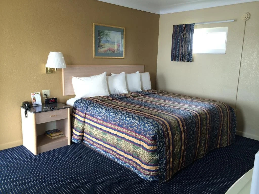 The Perrysburg Budget Inn