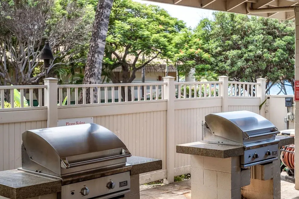 Kihei Akahi D-515: Newly Renovated Ocean View, No Carpet, 3 Zone Split AC, Wi-fi