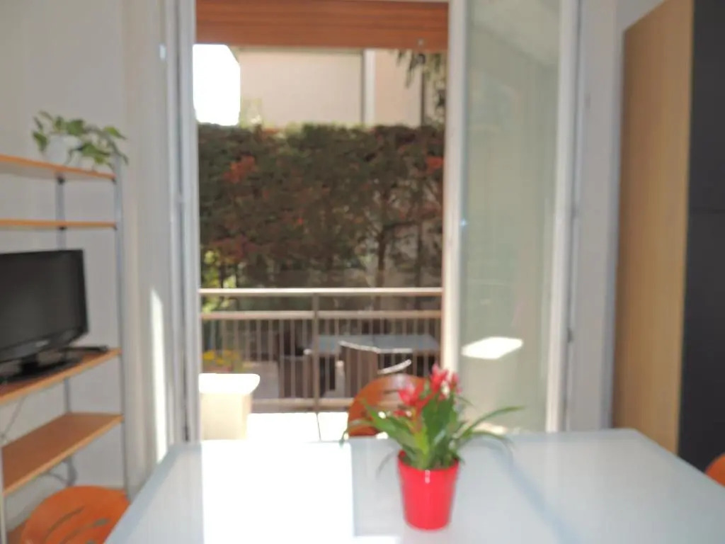 Appa49 vicino Ospedale Borgo Roma, Fiera e Univr