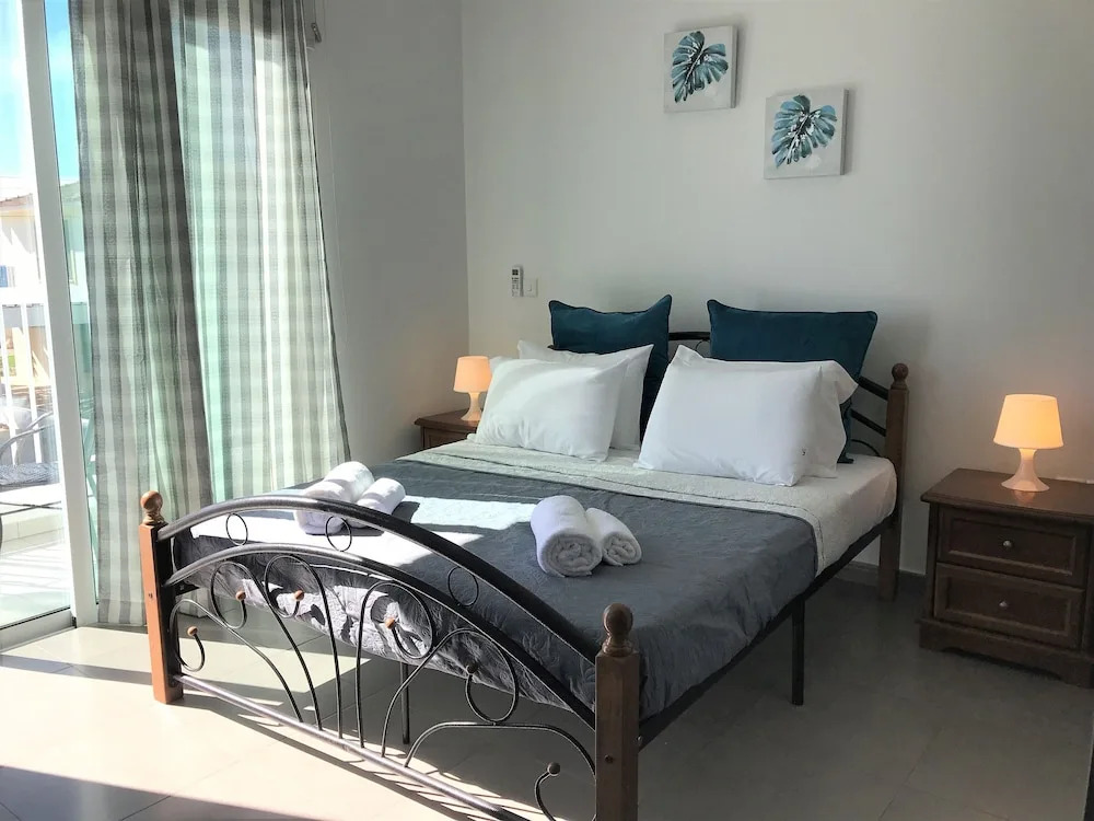 Villa Almyra Ayia Napa DPS02- Three Bed Villa with sea view