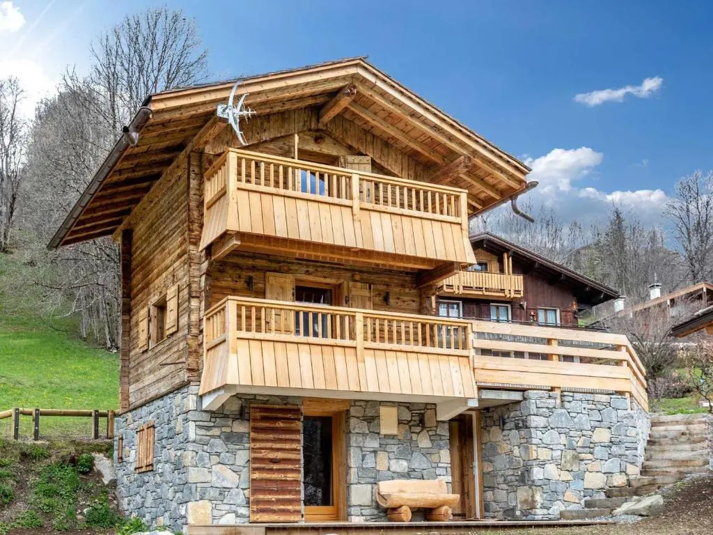 Chalet Chaleureux - 1 Ch - 4 Pers - Terrasse - Parking - FR-1-437-75