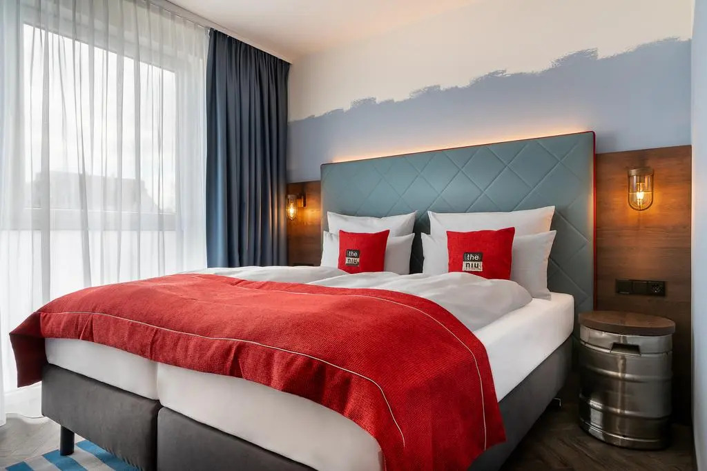 Holiday Inn - the niu, Keg Hamburg Ost by IHG