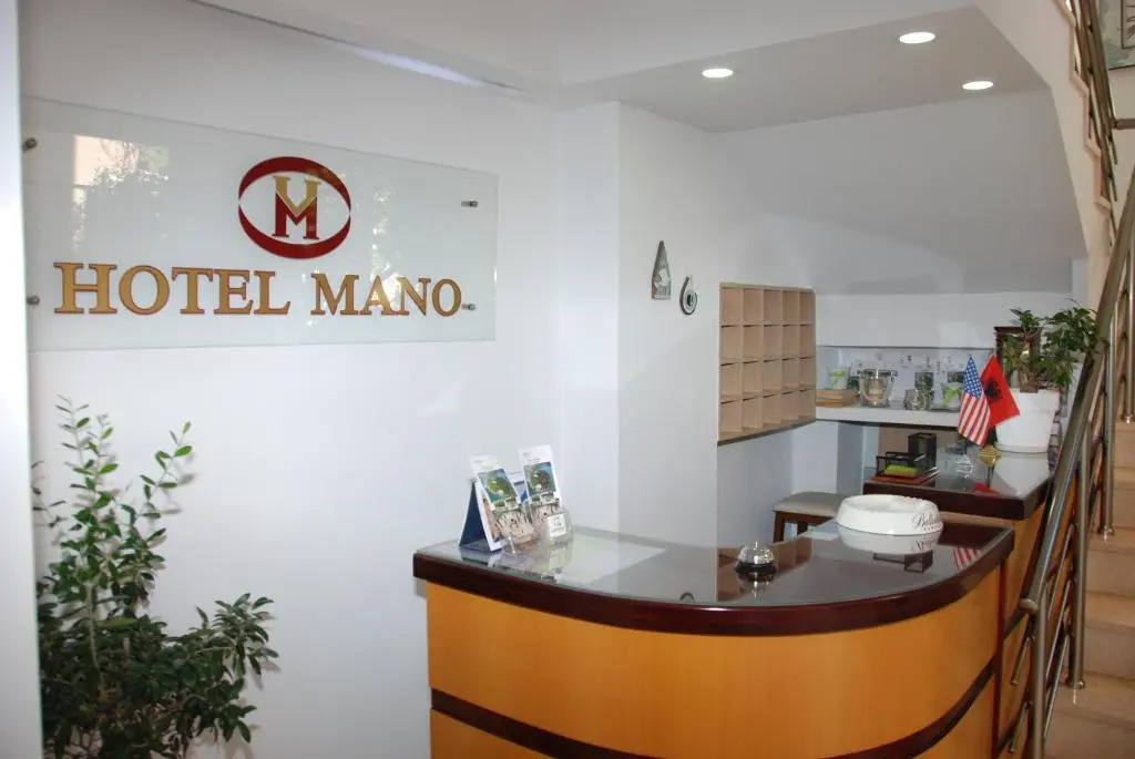 Hotel Mano