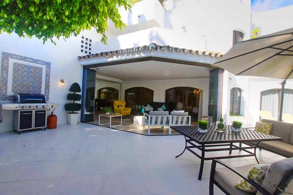 House With 3 Bedrooms in Marbella , With Pool Access, Furnished Terrace and Wifi - 500 m From the Beach