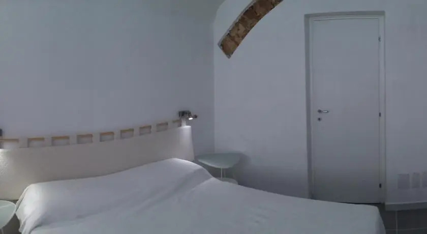 Josso House