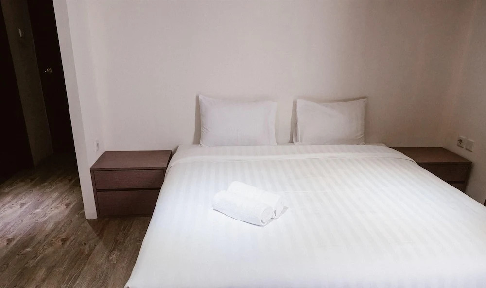 Spacious Apartment @ Mangga Dua Residence near ITC Mall