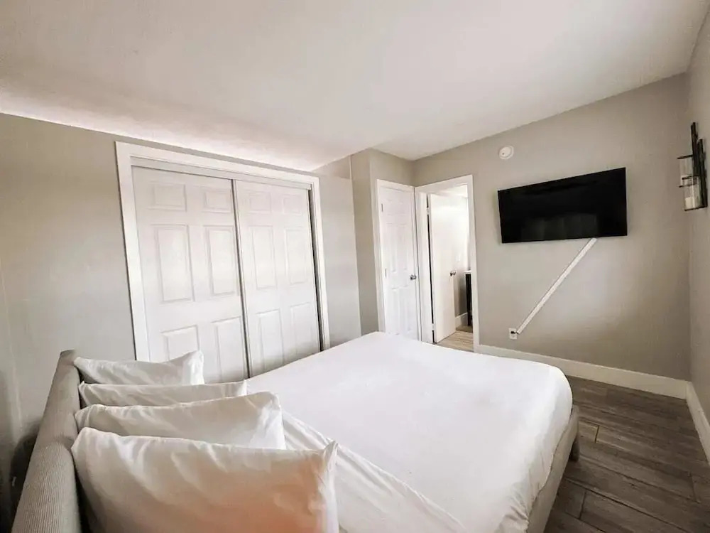 Rustic by Stay Hospitality