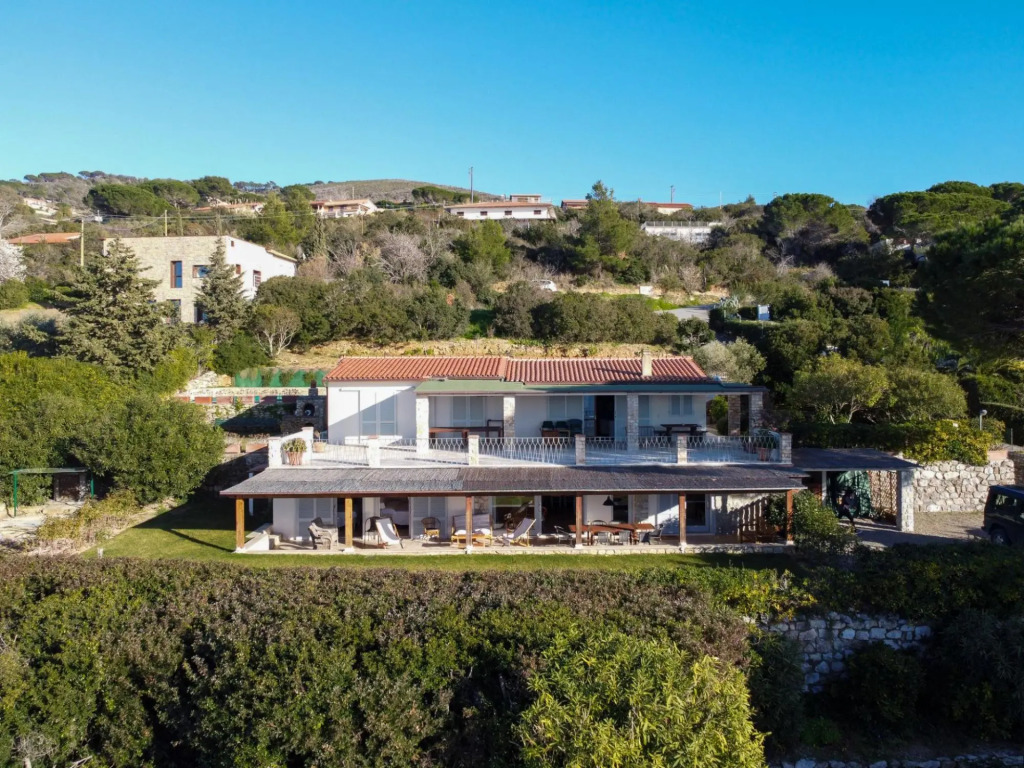 Bacio del sole, newly renovated four-room apartment, made by 7 beds-Bacio Del Sole