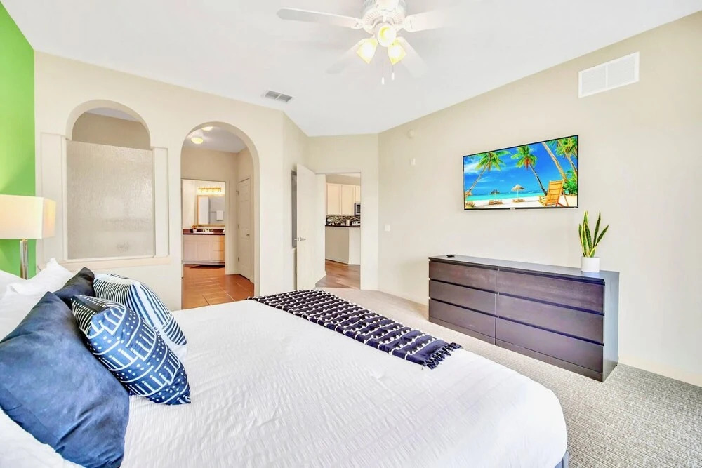 Near Disney 2BR King Queen With Hot Tub Games Room