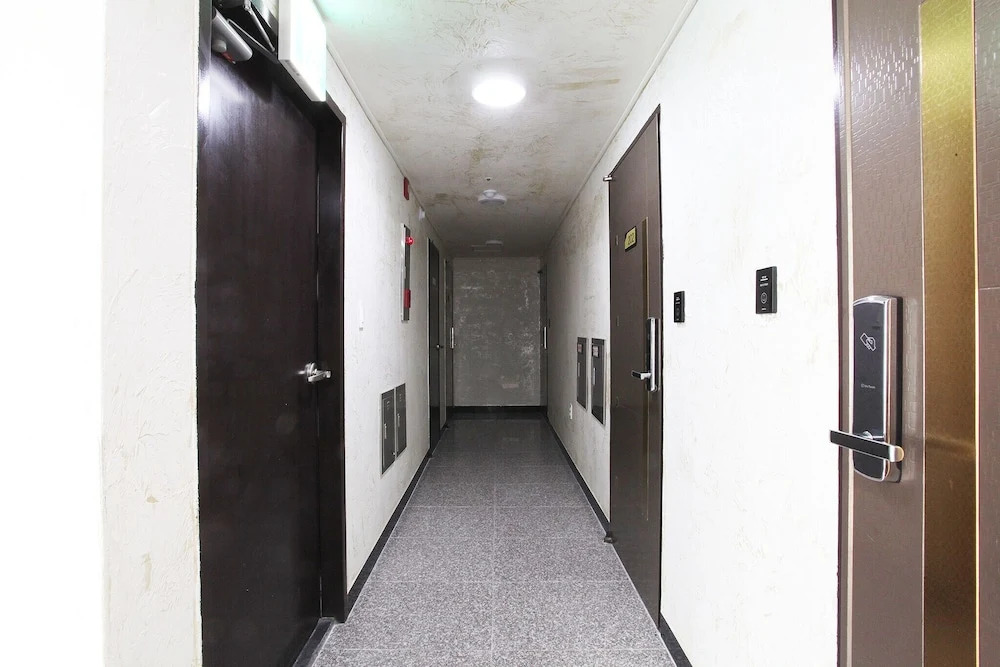 Seogwipo Seohyun Hotel