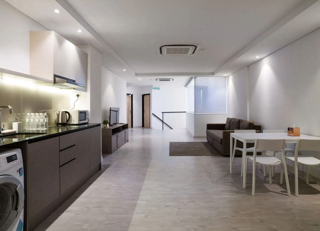 Magazine Vista Hotel Managed by The Ascott Limited