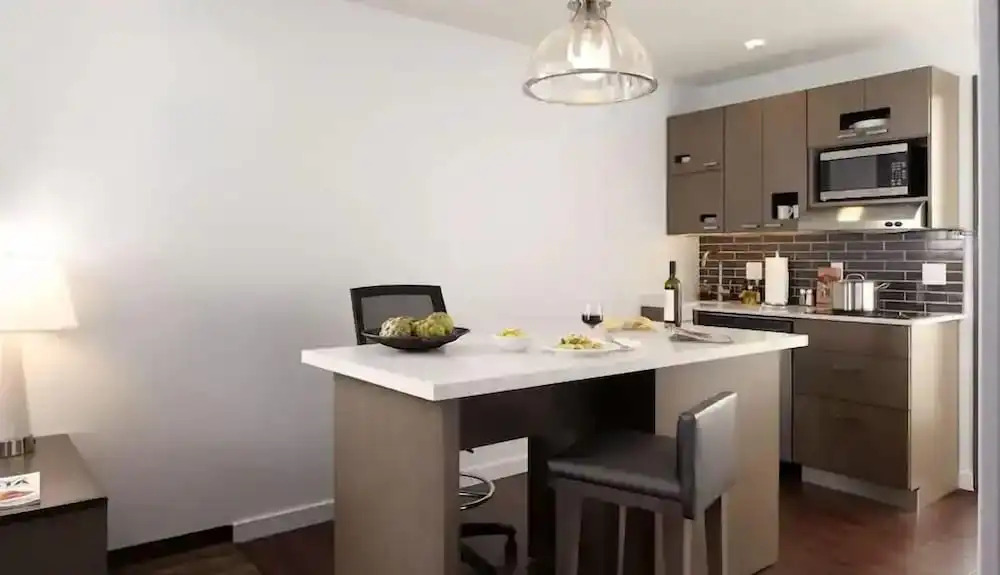 Hyatt House Fresno Campus Pointe