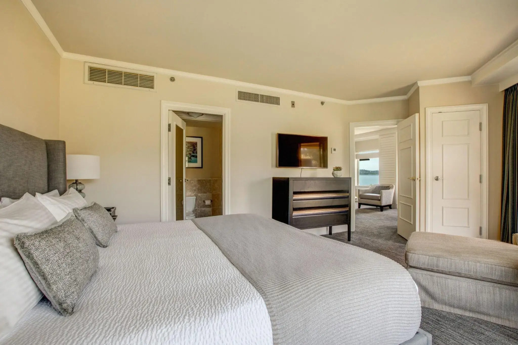 The Woodmark Hotel & Still Spa on Lake Washington