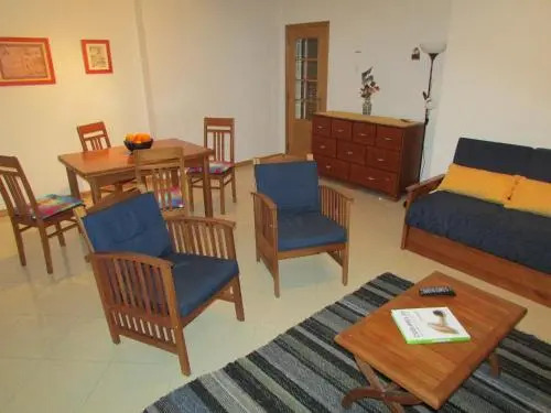 Apartment between Beach and Downtown