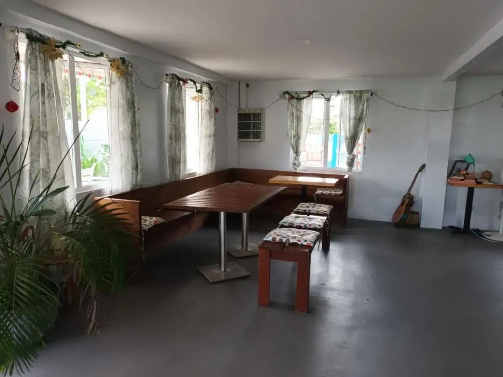 Twenty4 Hostel