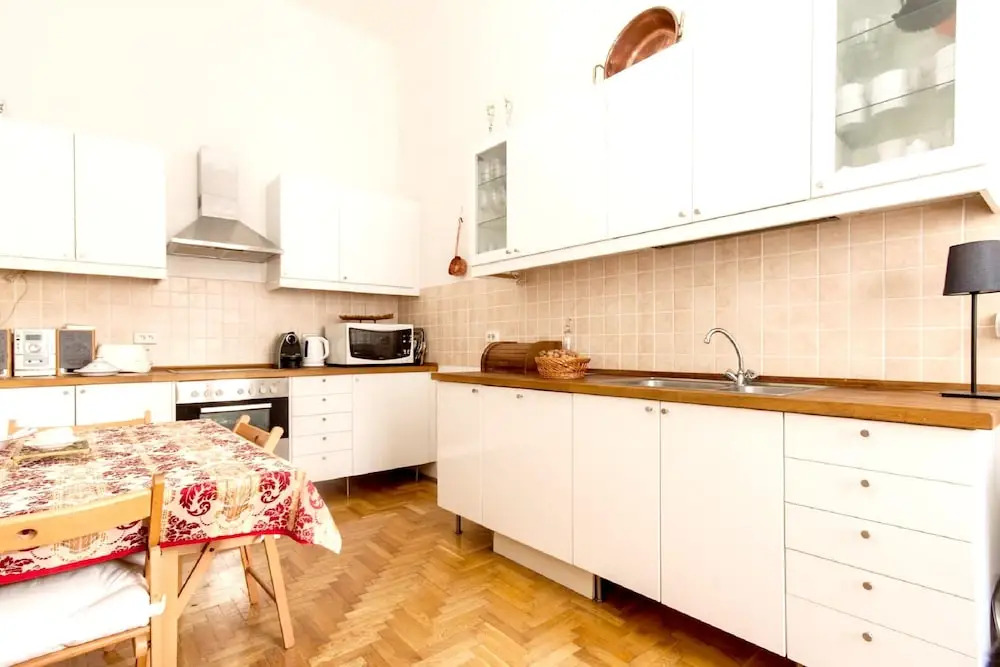 Apartment With 3 Bedrooms in Budapest, With Wonderful City View, Terra
