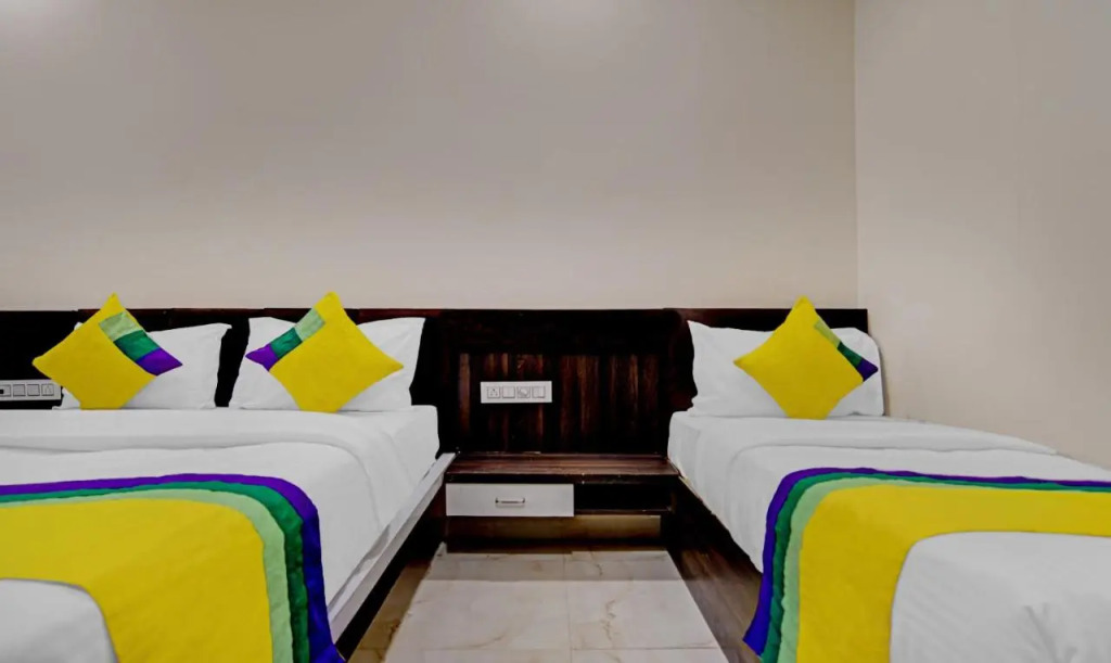 Hotel Anand Shree Near Airport,Indore