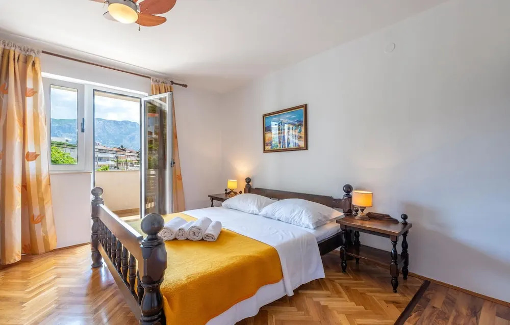 Awesome Apartment in Duce With Wifi and 1 Bedrooms