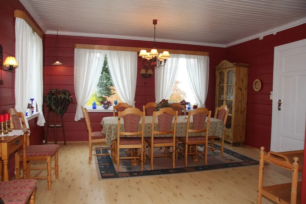 Innvik Fjordhotel - Misjonheimen