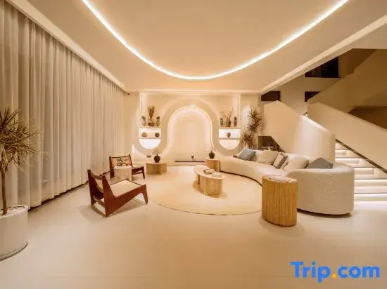 Xiaolu Chenke Island Neighbor Sea View Hotel (Erhai Branch)