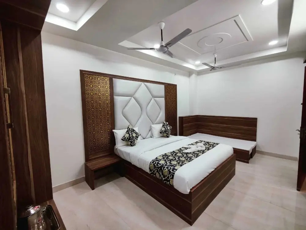 Hotel Royal Vrindavan