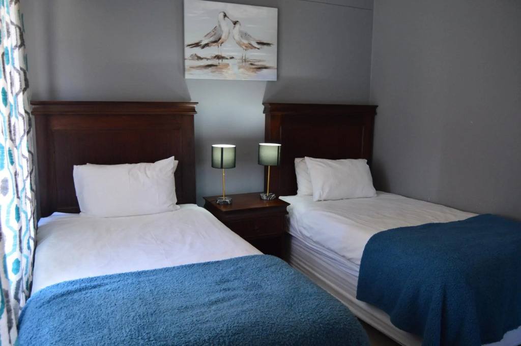 Accommodation Front - Beautiful & Spacious 4 Sleeper