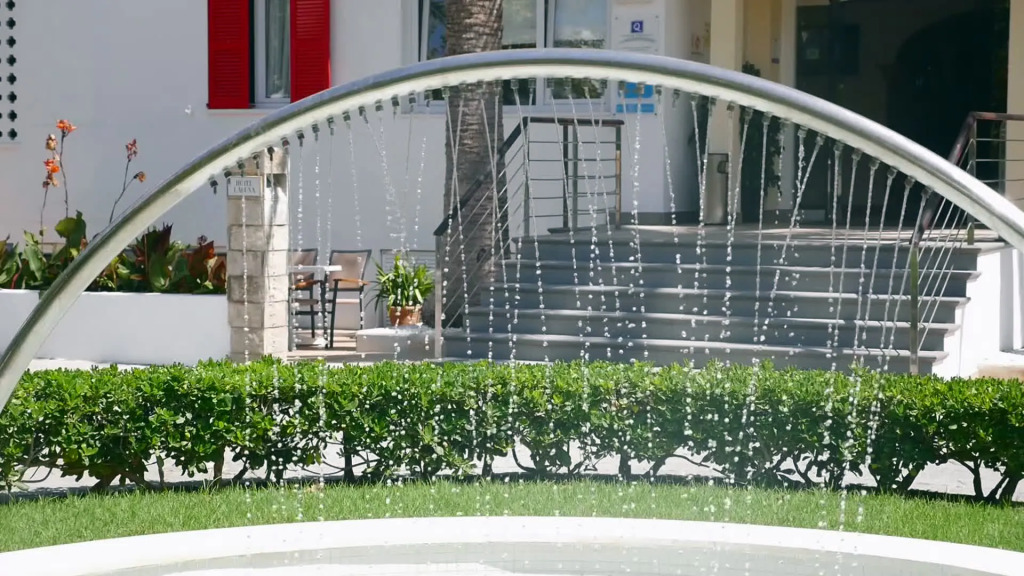 Universal Hotel Laguna