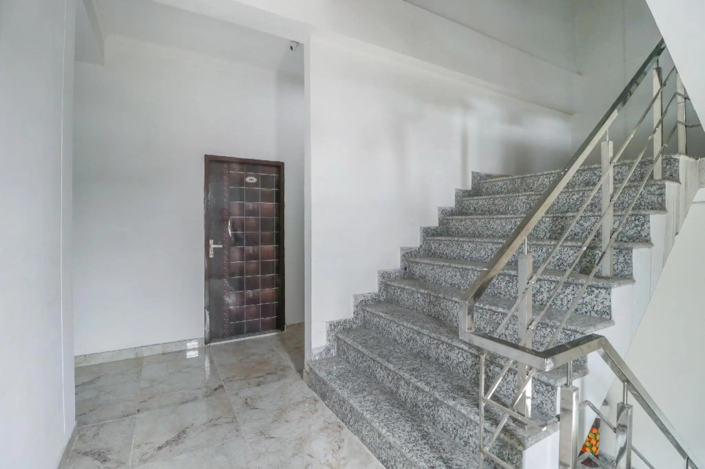 OYO 72644 Castle Mohali