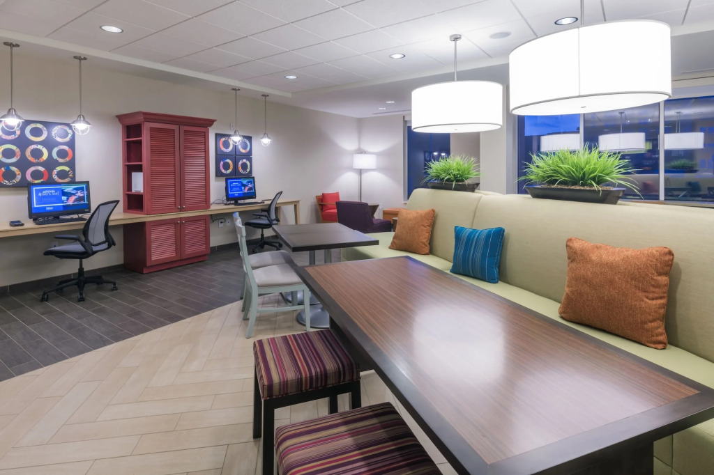 Home2 Suites Kansas City Downtown