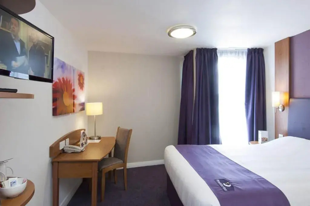 Premier Inn Edinburgh Leith Waterfront