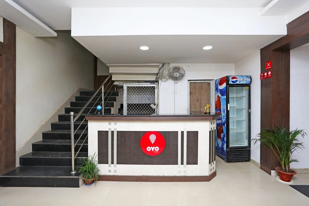 OYO 10153 Hotel Paradise Convention