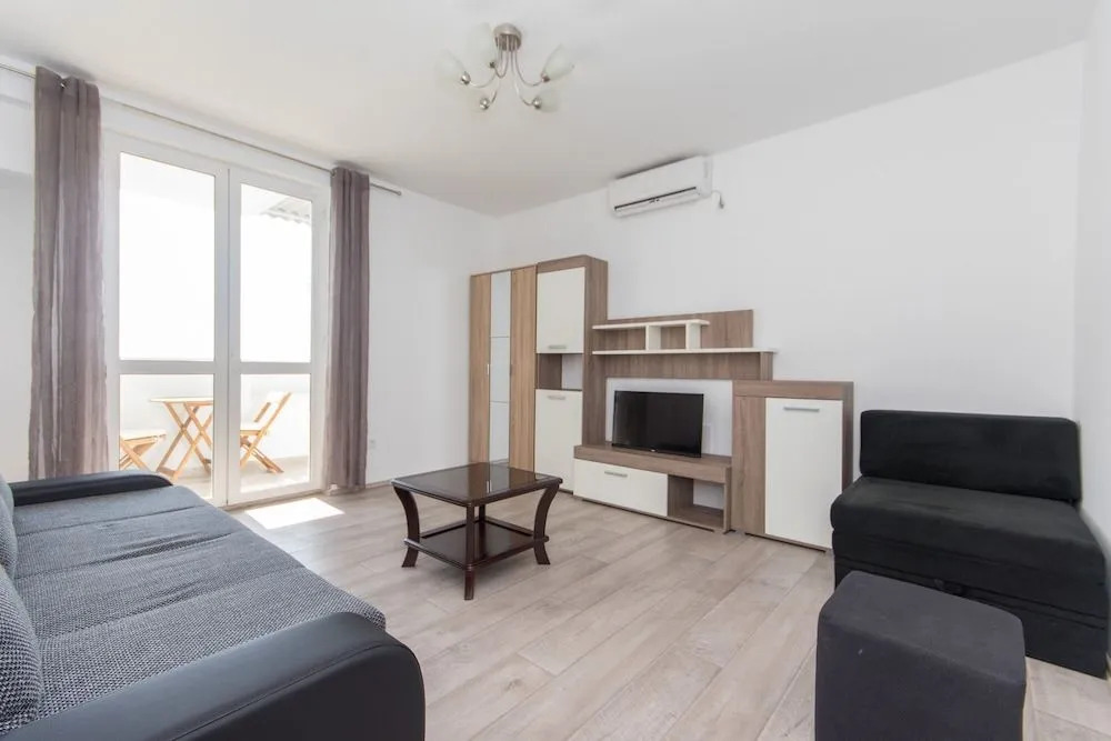 Canuck Apartment