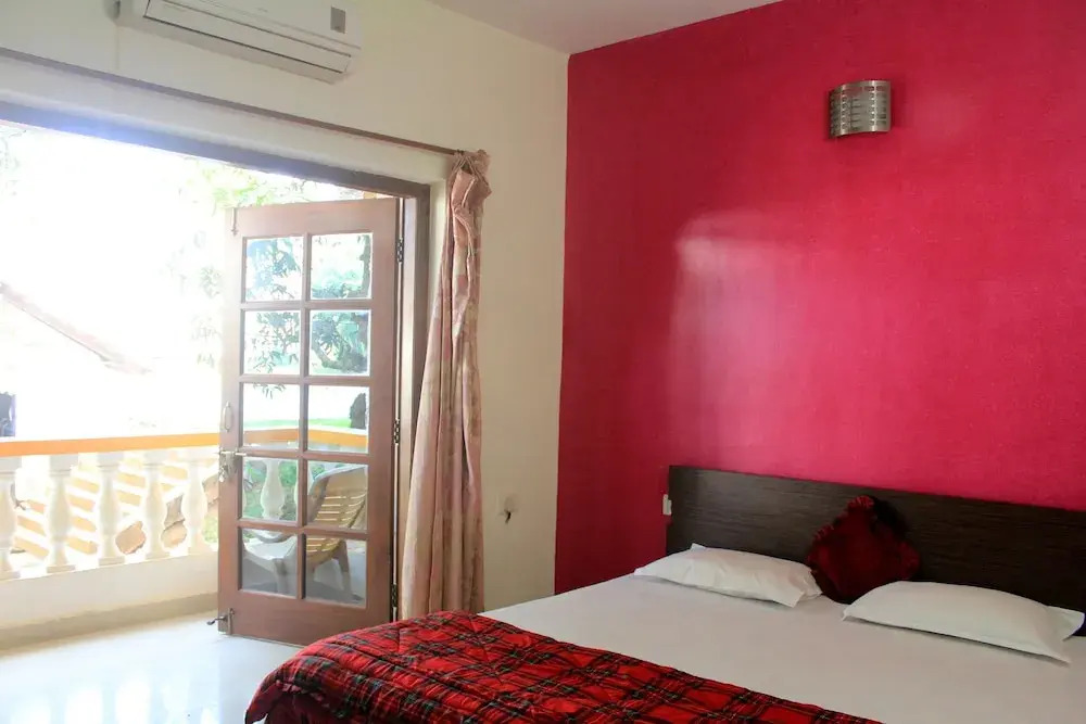 Spacious Fully AC Apartment - CM040