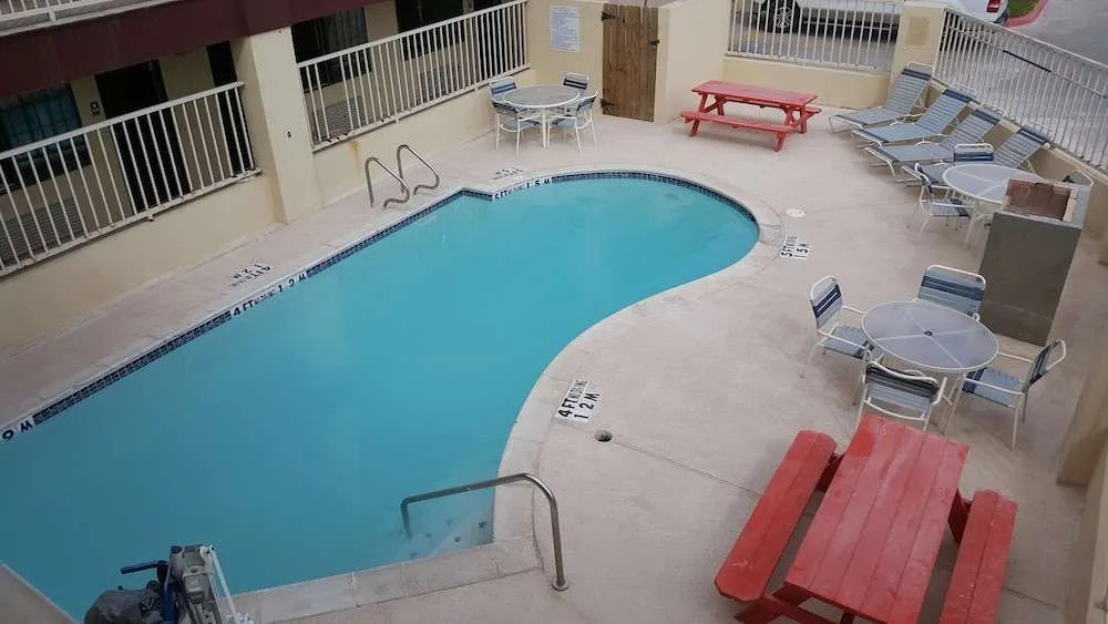 Americas Best Value Inn & Suites Raymondville