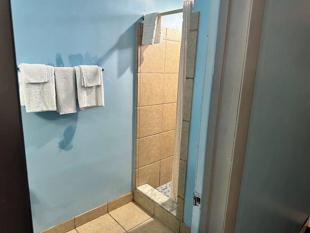 Westgate Manor Motel Austintown & Youngstown OHIO
