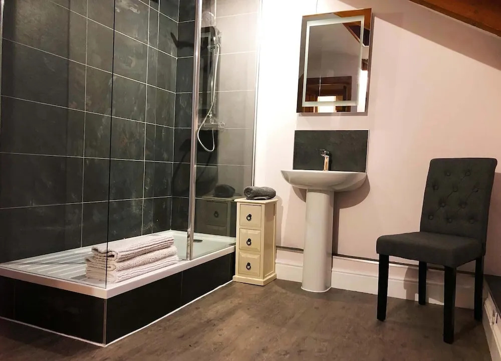 Somerset Country Escape - Luxury barns with hot tubs