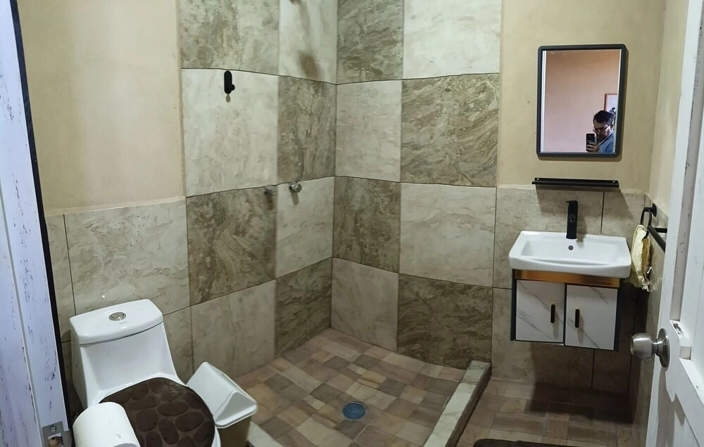 Cuanax Hotel