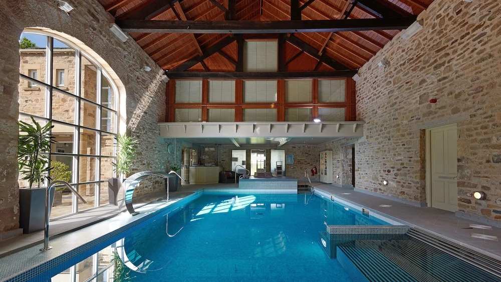 The Devonshire Arms Country House Hotel & Spa
