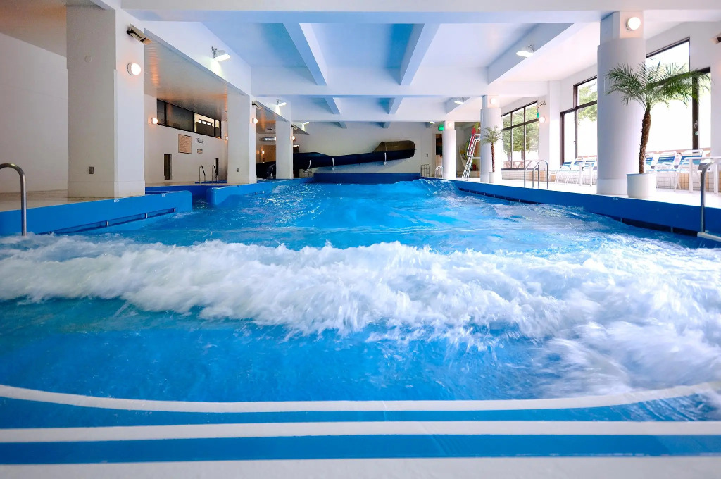 Rusutsu Resort Hotel & Convention