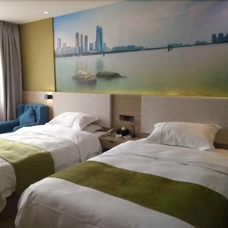 Super 8 Hotel