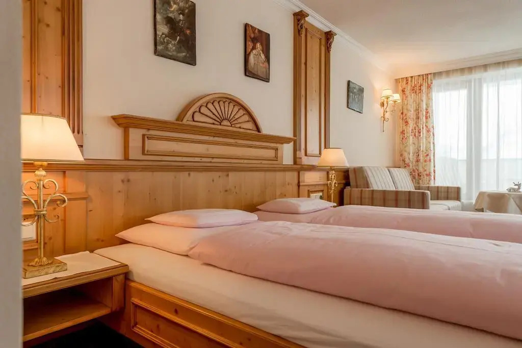 Gourmet & Wine Hotel Austria - 4 Sterne superior - Hike & Bike